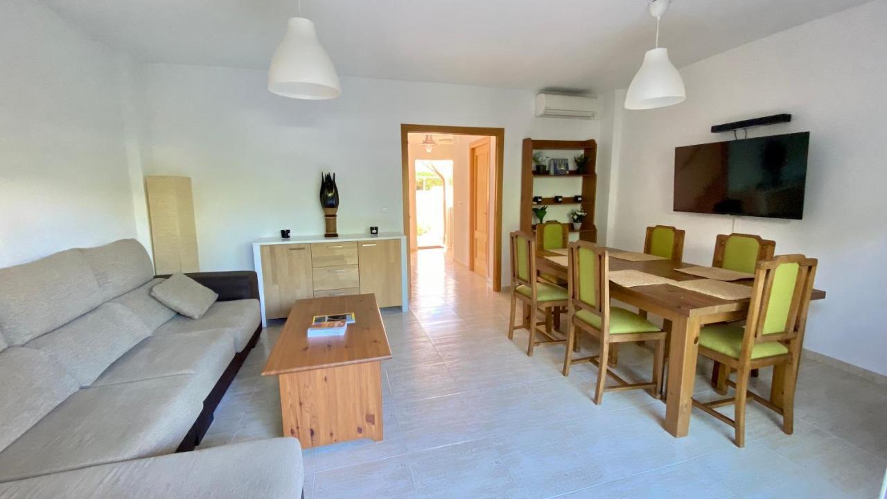 شقة Bungalow Playa إل كامبيلو المظهر الخارجي الصورة